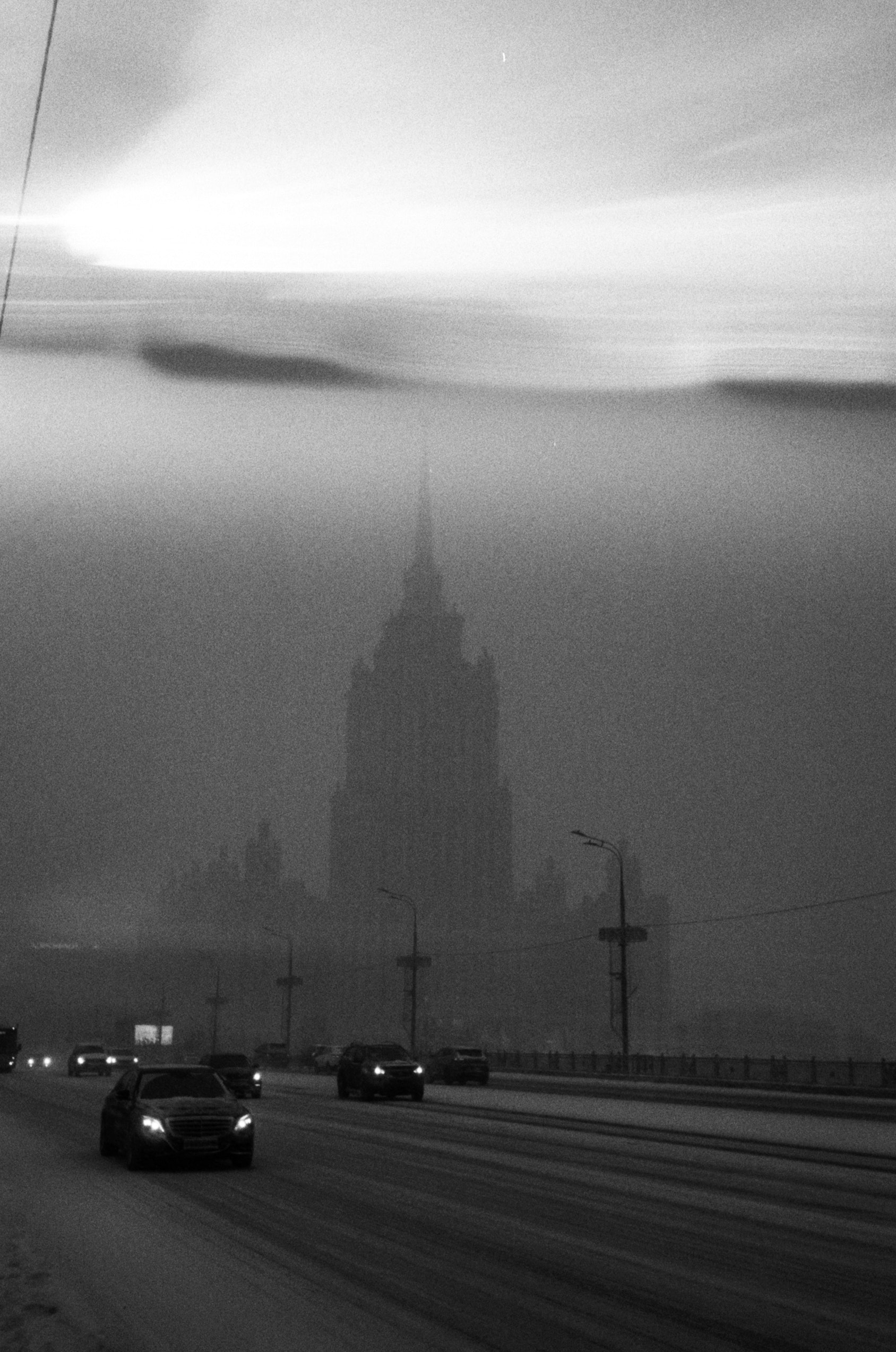 Hình ảnh thành phố sương mù đẹp