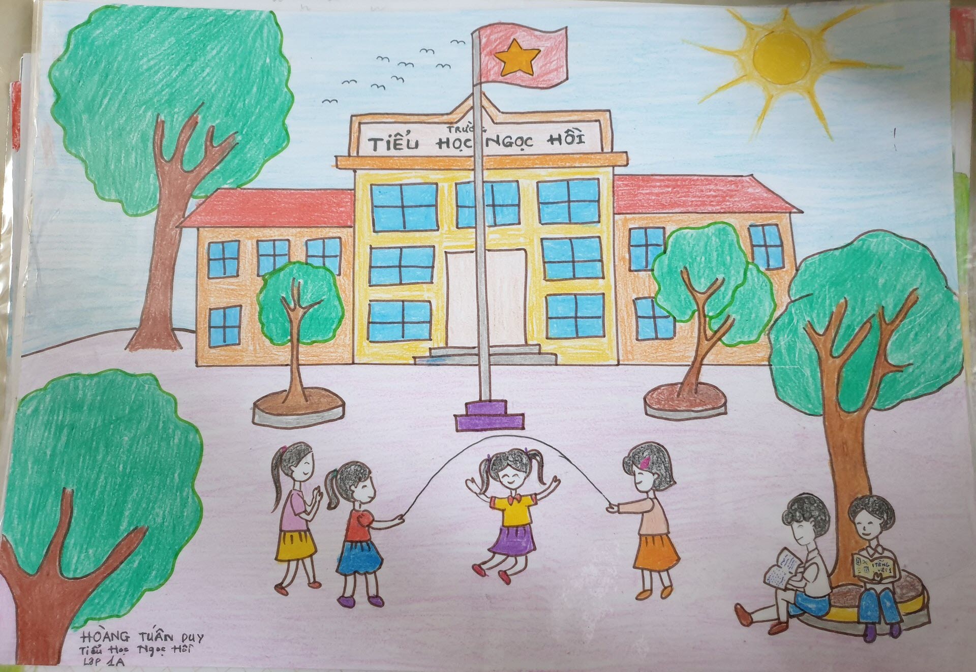 Vẽ tranh Em vẽ trường học hạnh phúc 2023