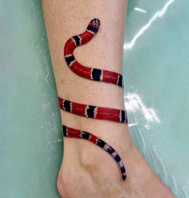 Hình xăm con rắn Gucci đẹp