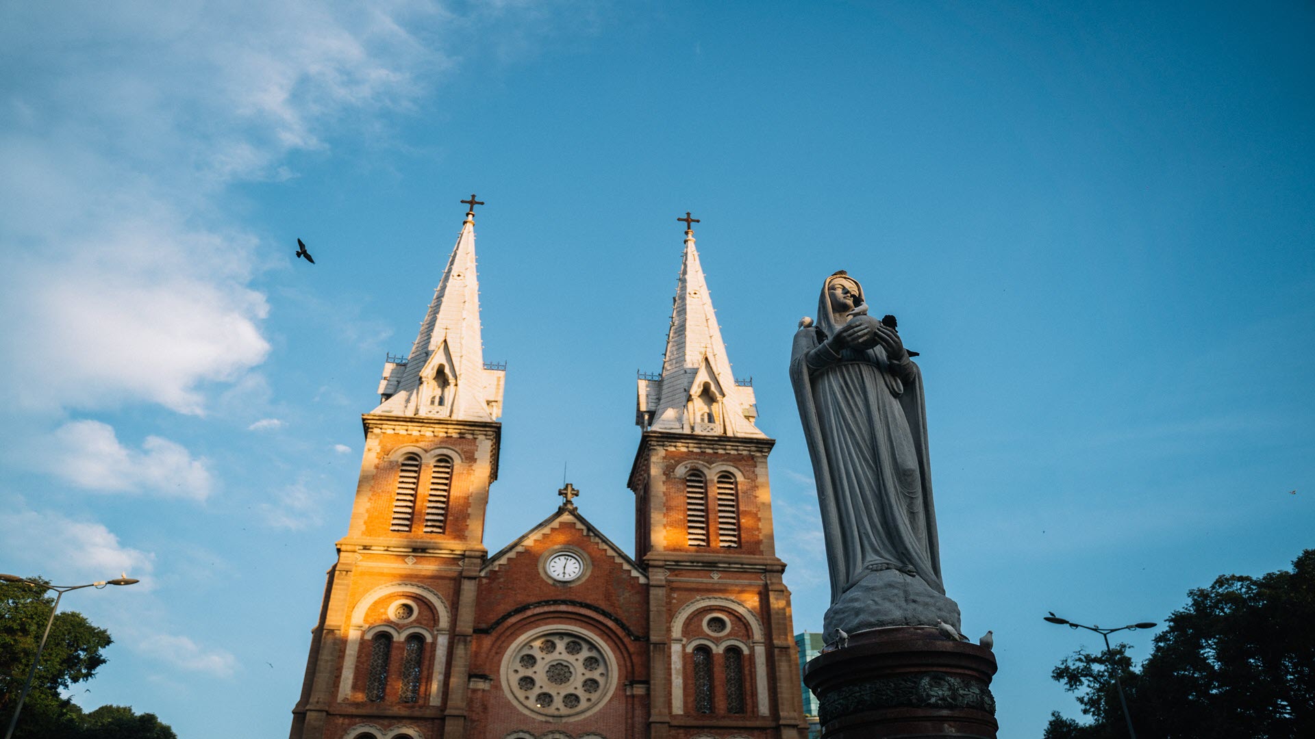 Hình nền nhà thờ giáo xứ Việt Nam đẹp