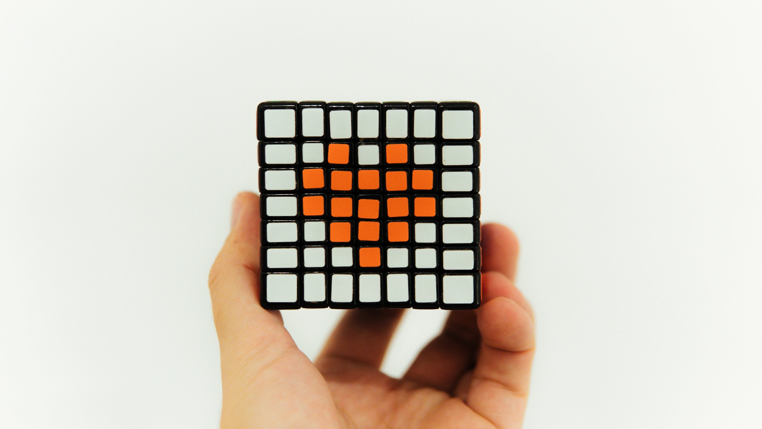 Hình nền Rubik 2K cho máy tính