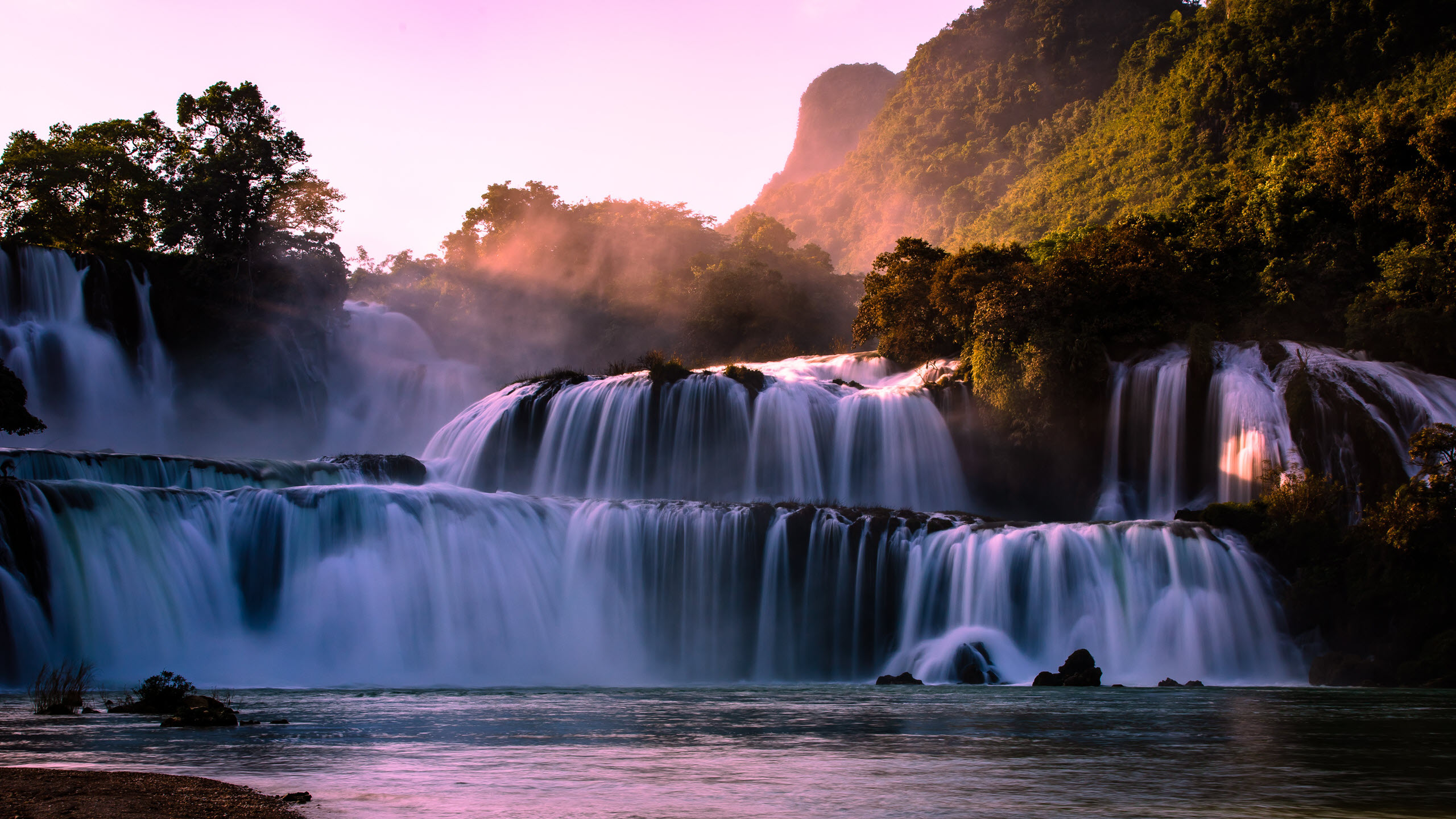 Hình nền thác nước Việt Nam 2K