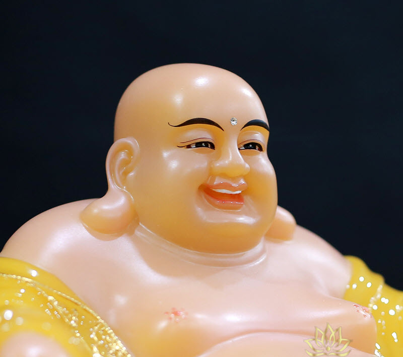 Phật Di Lặc cười tươi tuyệt đẹp