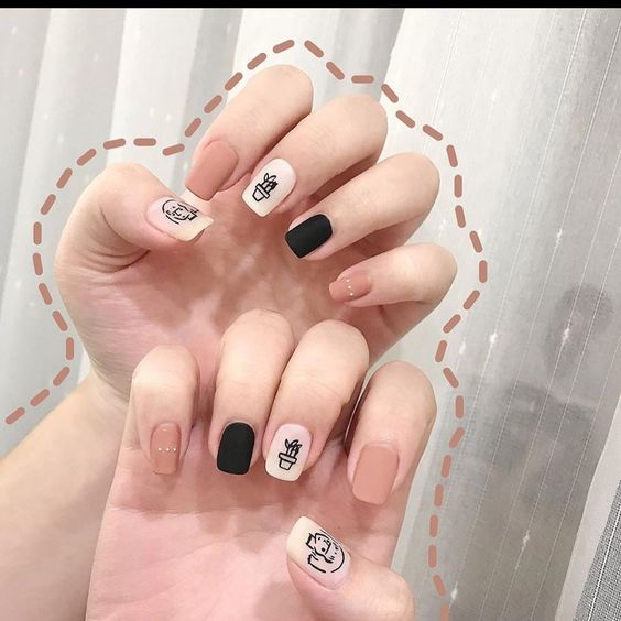 Ảnh mẫu nail Hàn Quốc đơn giản