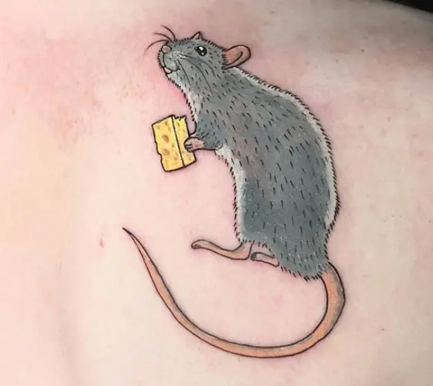 Hình xăm con chuột ăn phô mai