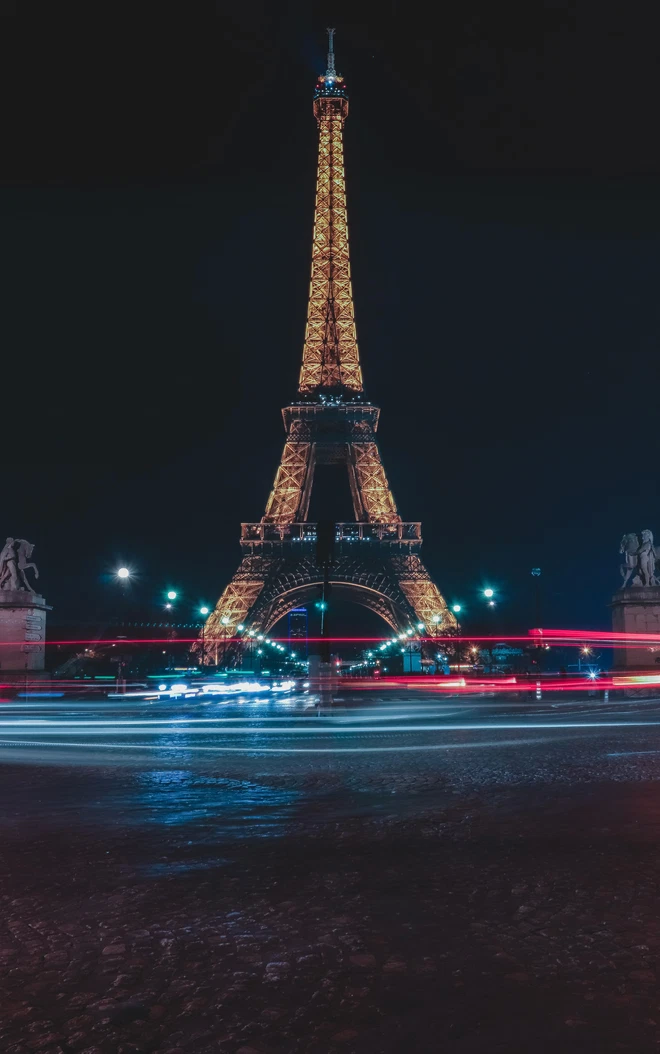 Background tháp Eiffel đẹp