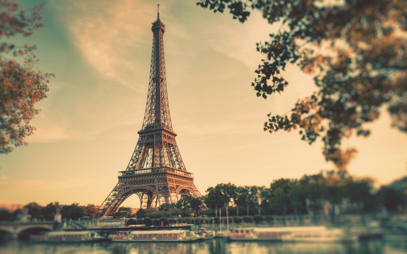 Background tháp Eiffel tuyệt đẹp nhất