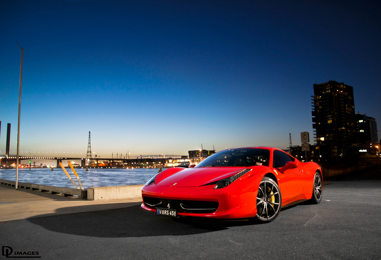 Hình nền siêu xe Ferrari cực đẹp
