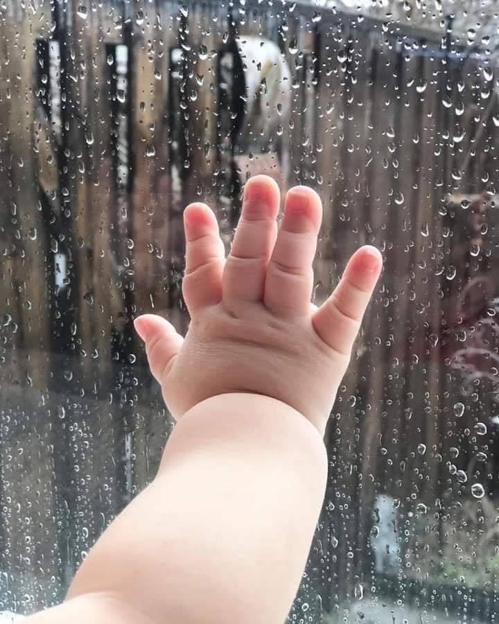 Hình ảnh bàn tay đẹp của em bé