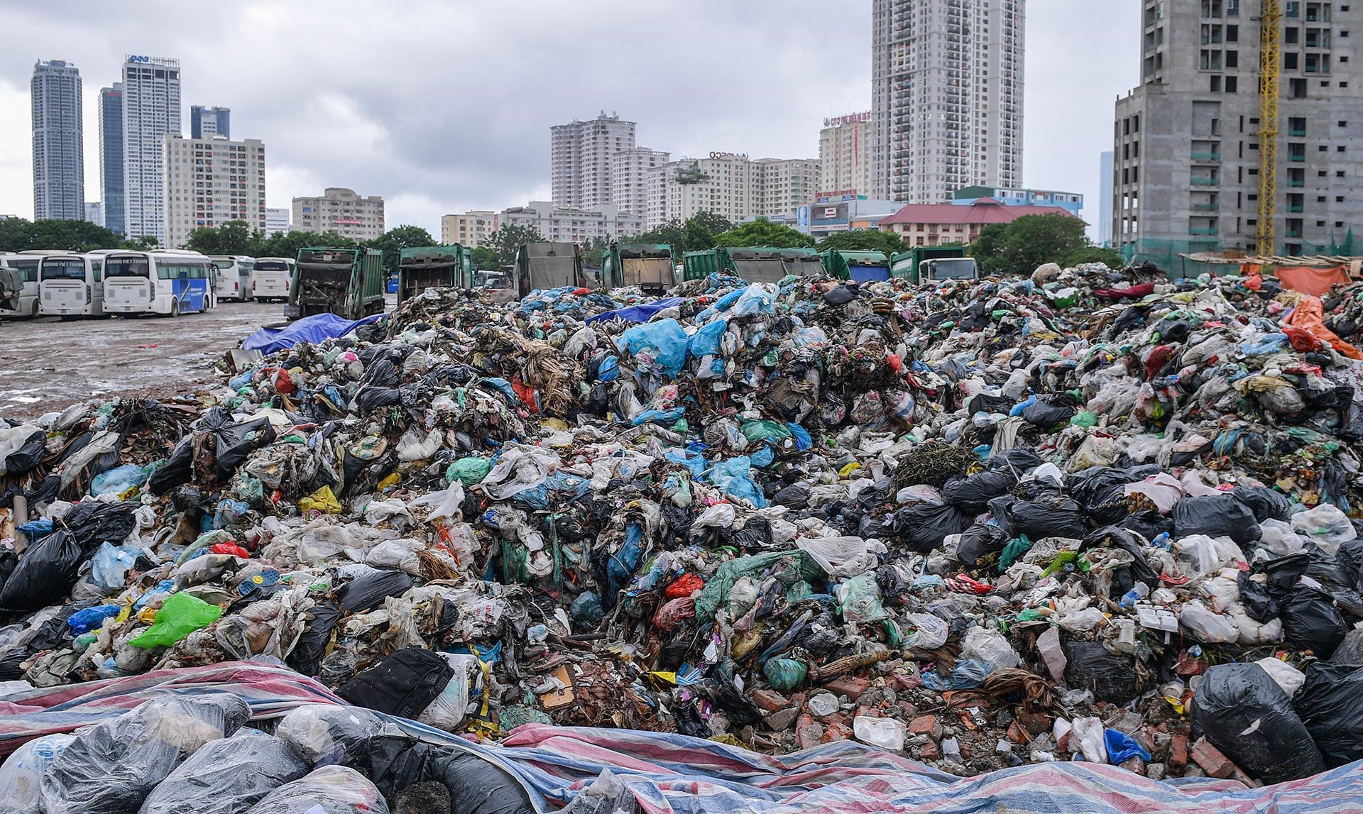 Hình ảnh ô nhiễm môi trường ở thành phố lớn Việt Nam