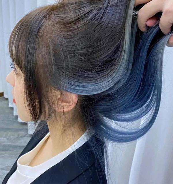 Mẫu tóc nhuộm highlight ẩn màu xanh