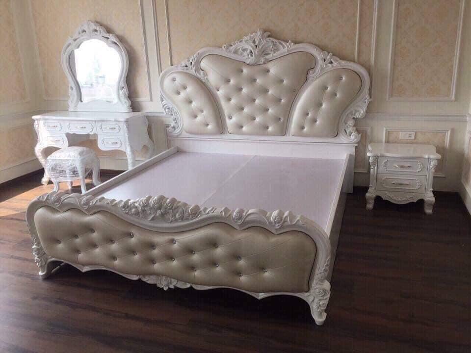 Giường ngủ tân cổ điển phong cách hiện đại