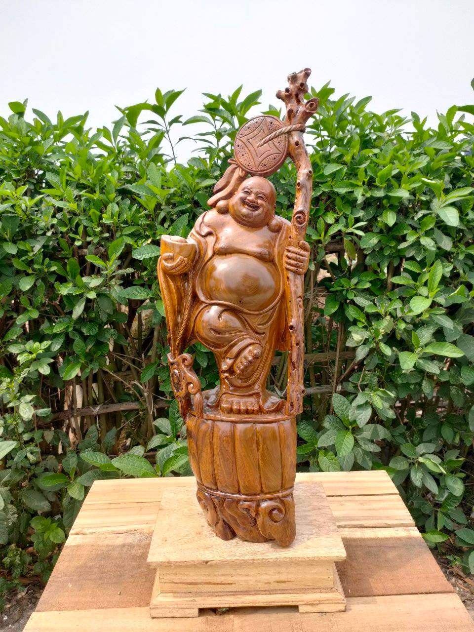 Điêu khắc gỗ Phật Di Lặc
