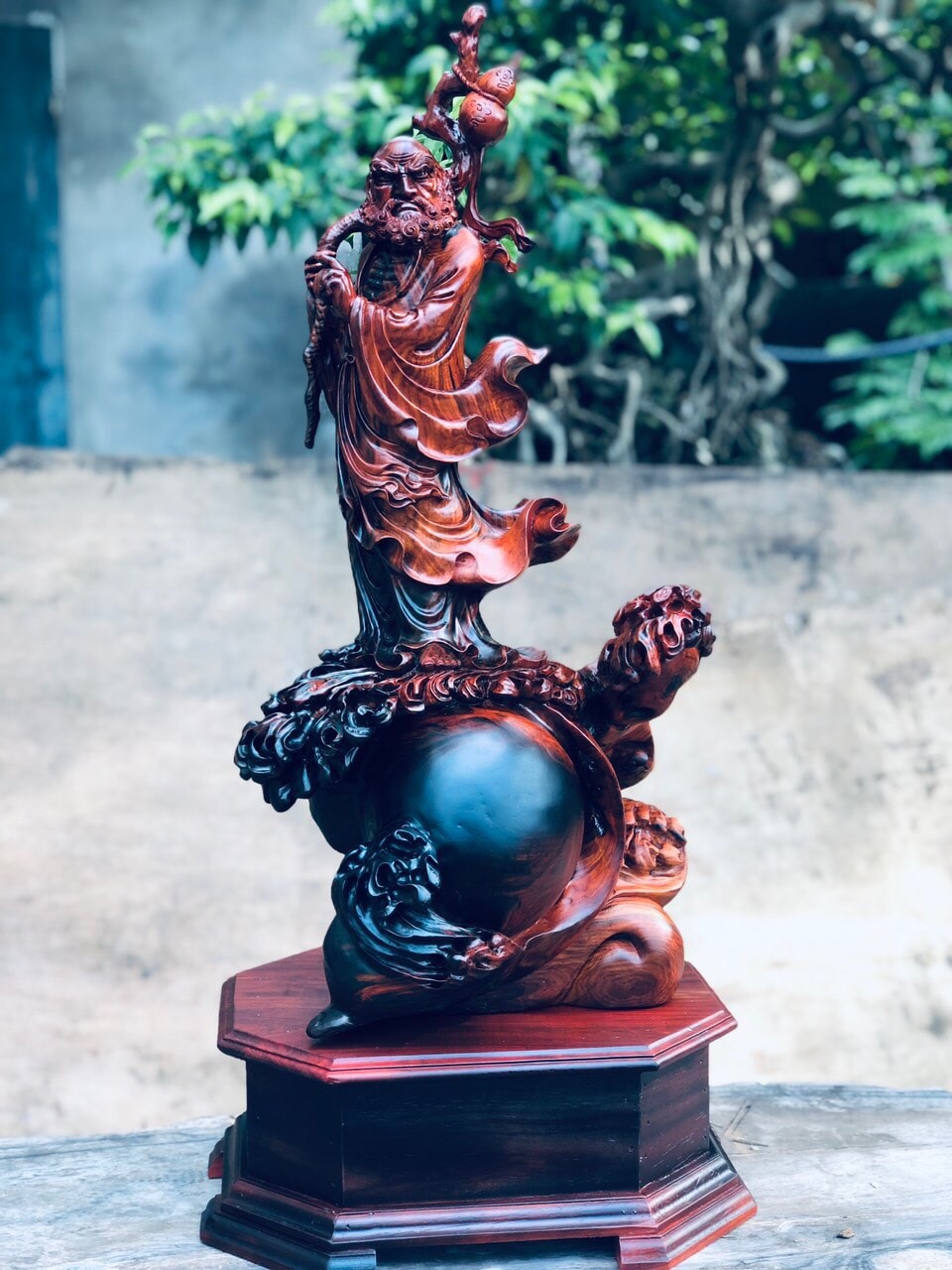 Điêu khắc gỗ tượng La Hán đẹp