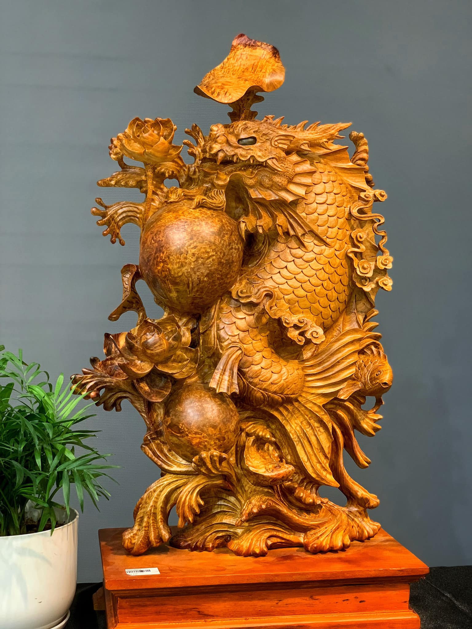 Mẫu điêu khắc gỗ cá chép hóa rồng