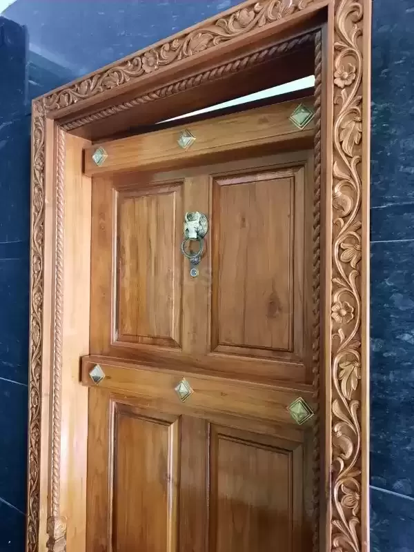 Mẫu nẹp khuôn cửa gỗ thông