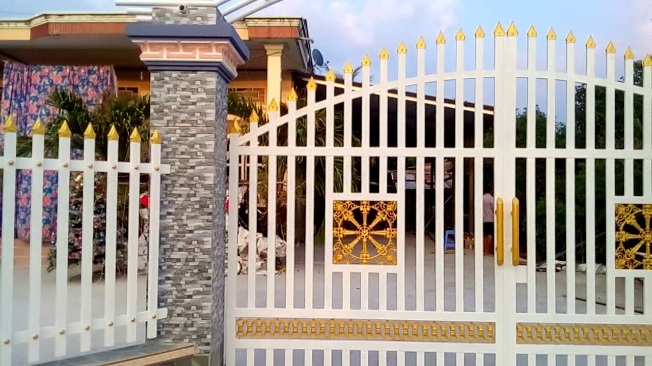 Cổng rào sắt sân vườn