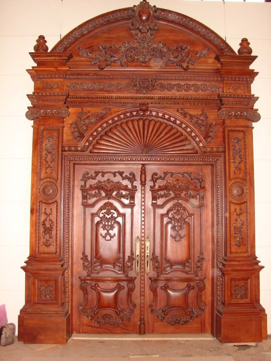 Mẫu cửa gỗ 2 cánh tân cổ điển