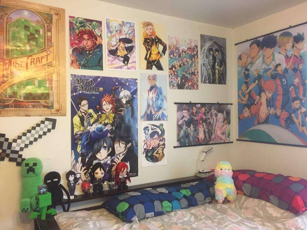 Phòng ngủ Anime đơn giản