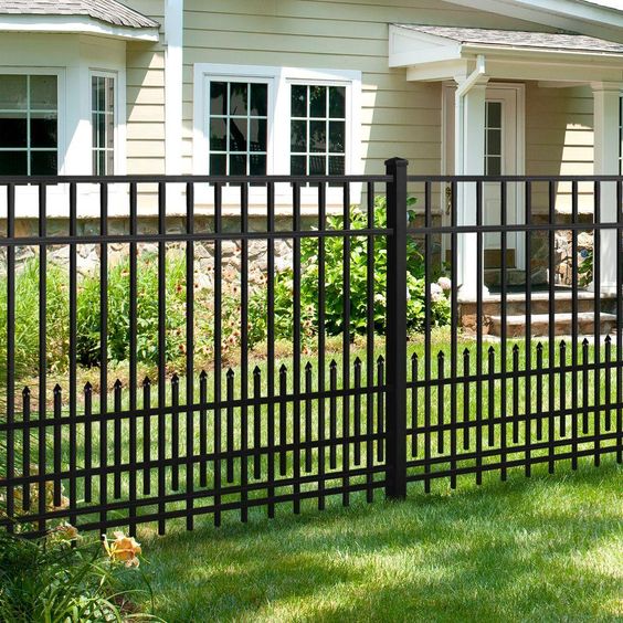 Mẫu hàng rào nhà ở đơn giản