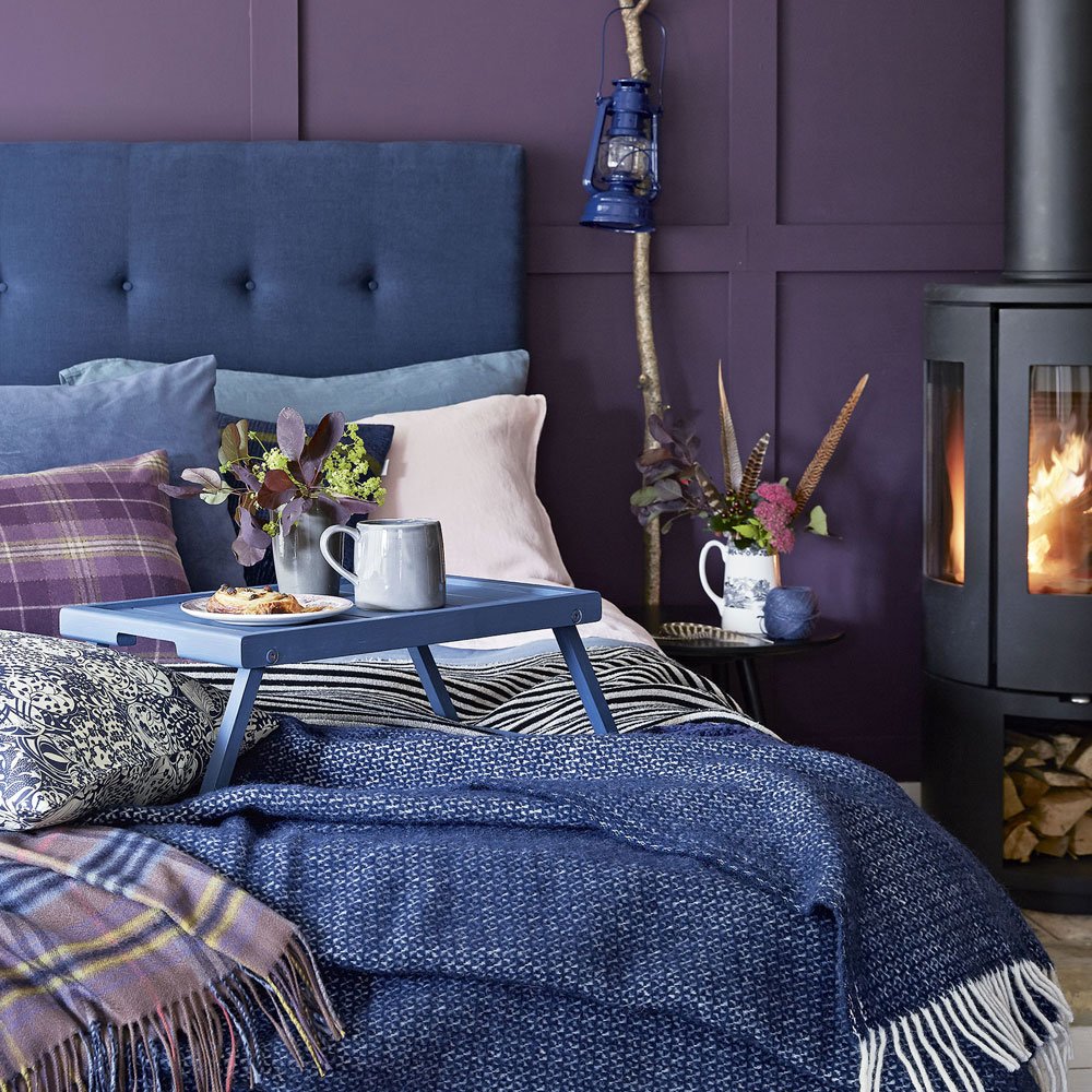 Mẫu thiết kế phòng ngủ màu tím ấm cúng