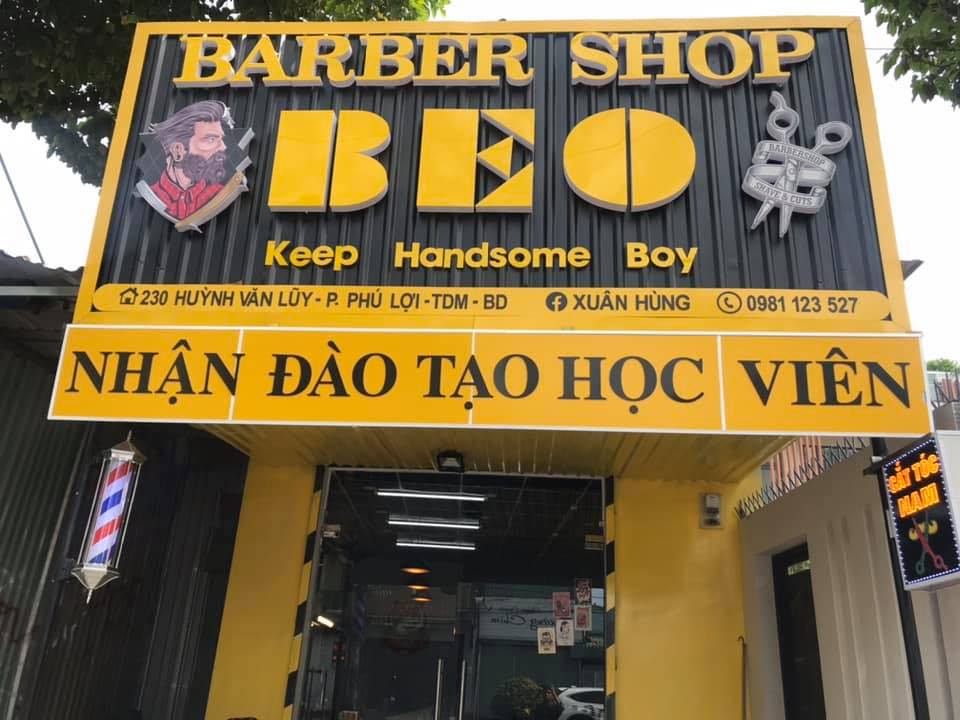 Bảng hiệu cửa hàng cắt tóc đẹp