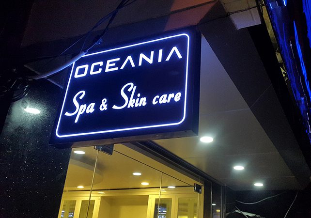 Mẫu bảng hiệu nhỏ đẹp cho cửa hàng spa