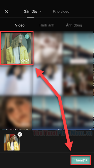 Chọn Video muốn xóa nền rồi nhấn vào Thêm