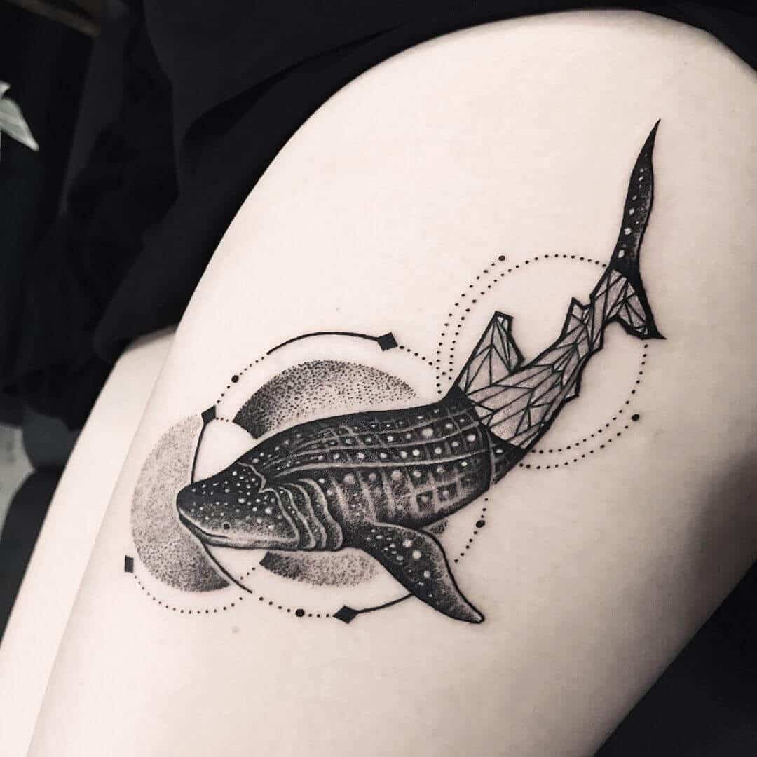 Tattoo cá mập mini