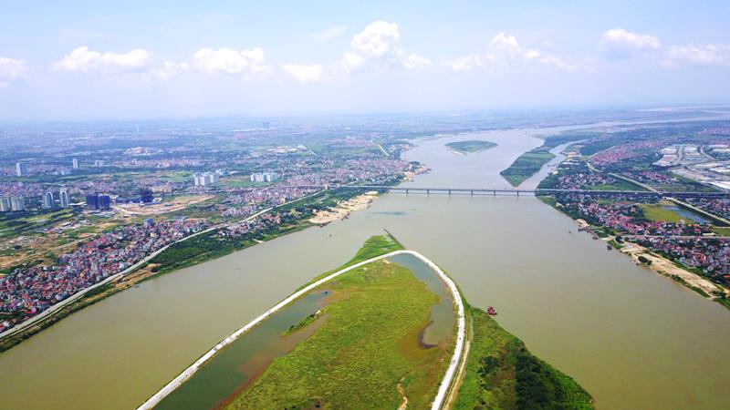 Hình ảnh thành phố bên sông Hồng