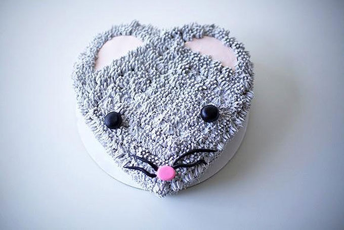 Mẫu bánh sinh nhật con chuột cực đẹp