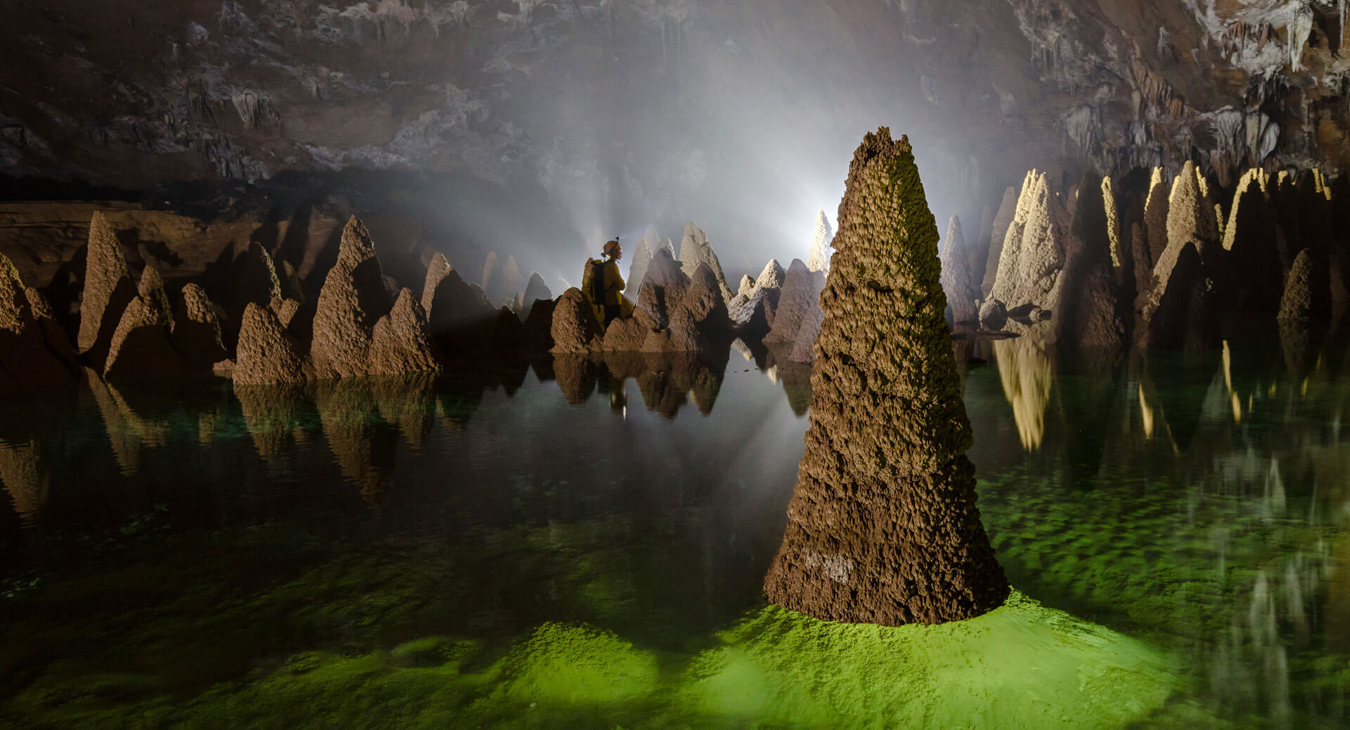 Hình ảnh hang động Sơn Đoòng lớn nhất trên thế giới