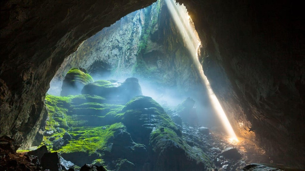 Hình ảnh Hố Sụt 1 trong hang Sơn Đoòng đẹp nhất